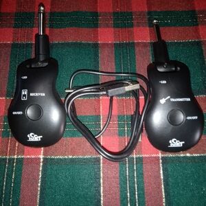 2 Black Wireless Transmitter Set